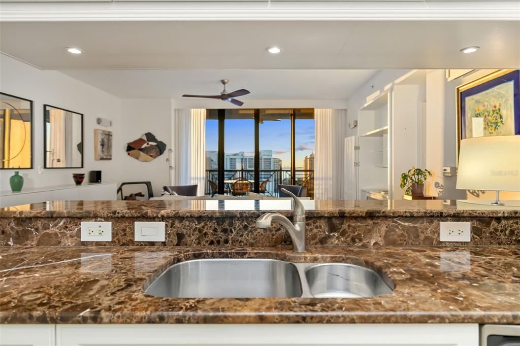 For Sale: $1,595,000 (2 beds, 2 baths, 1697 Square Feet)