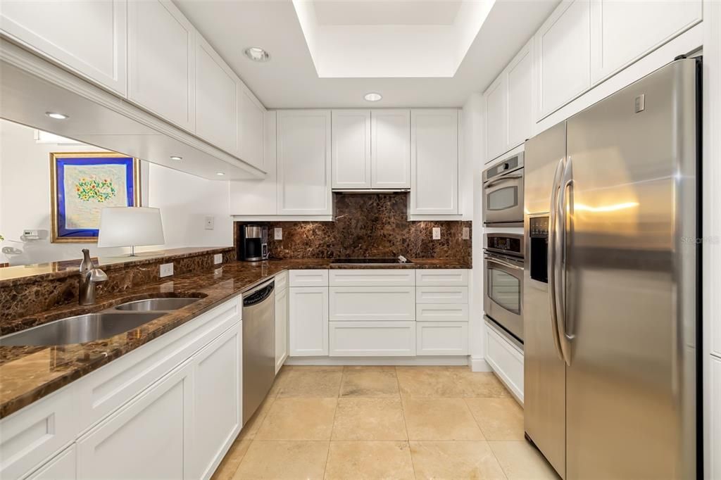 For Sale: $1,595,000 (2 beds, 2 baths, 1697 Square Feet)