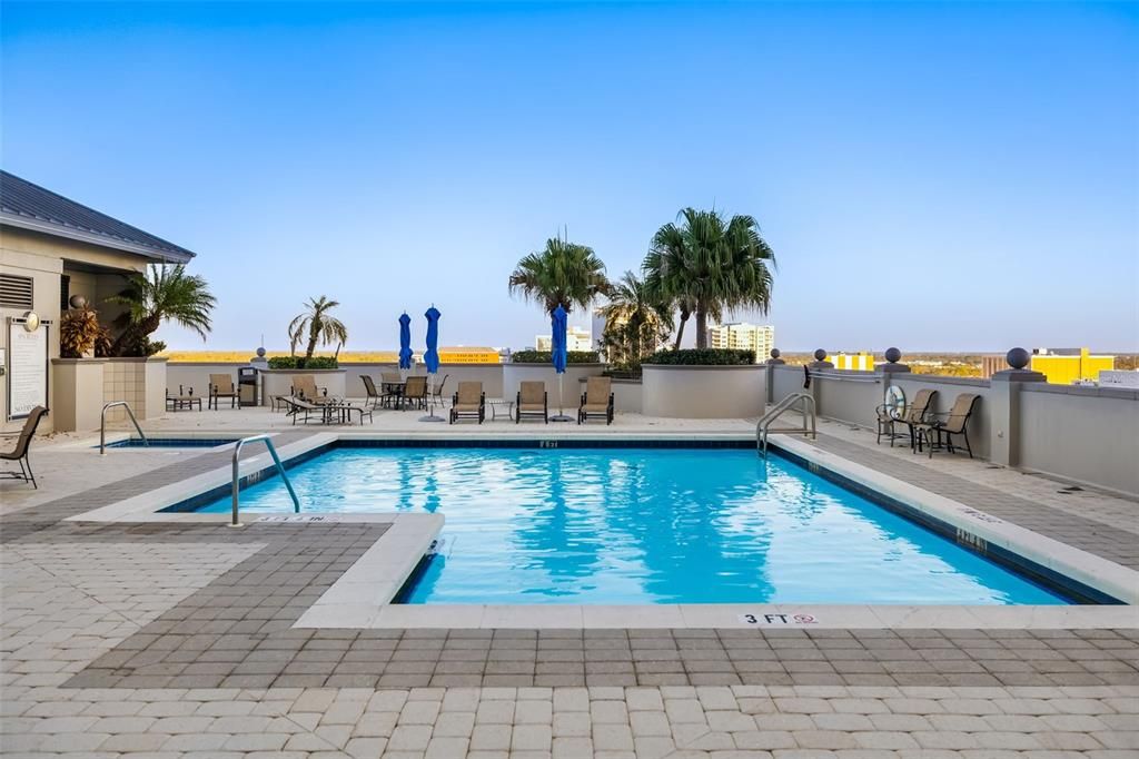 For Sale: $1,595,000 (2 beds, 2 baths, 1697 Square Feet)