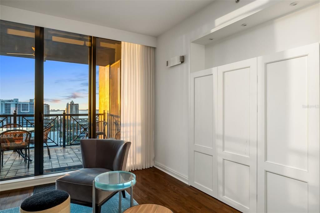 For Sale: $1,595,000 (2 beds, 2 baths, 1697 Square Feet)
