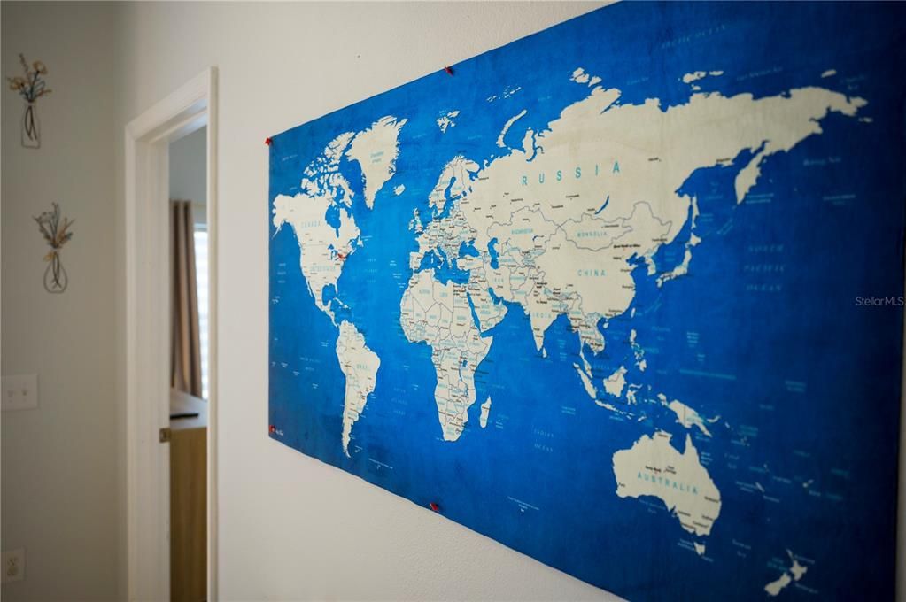 For Rent: $2,300 (3 beds, 2 baths, 1130 Square Feet)