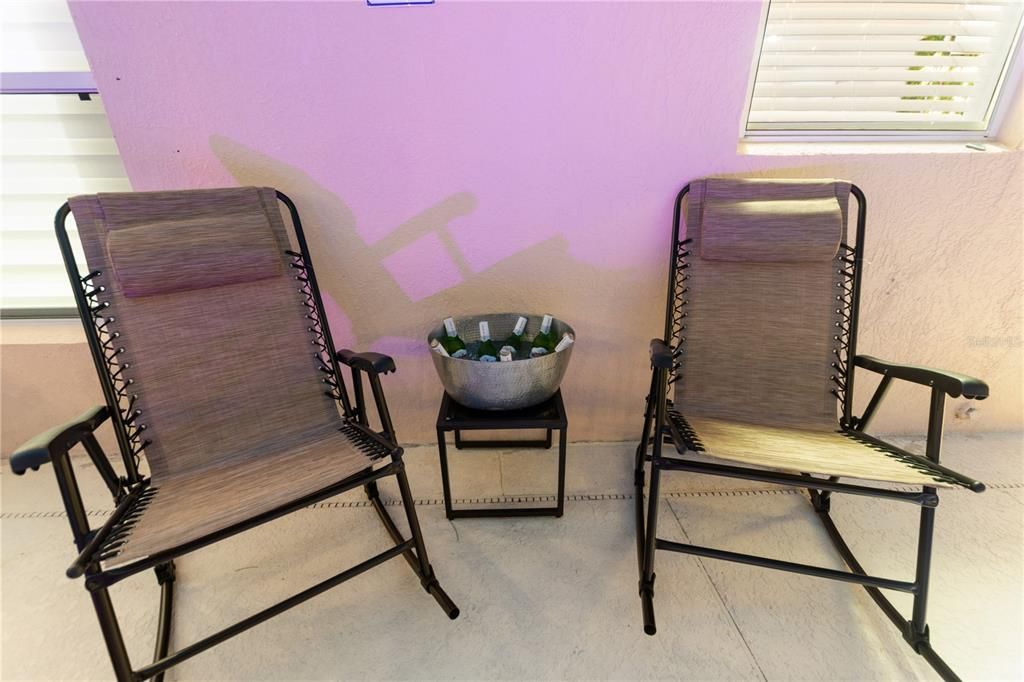 For Rent: $2,300 (3 beds, 2 baths, 1130 Square Feet)