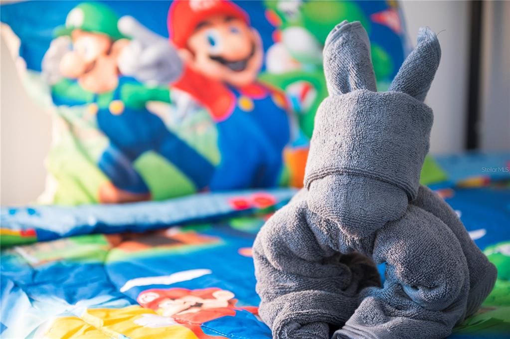 For Rent: $2,300 (3 beds, 2 baths, 1130 Square Feet)