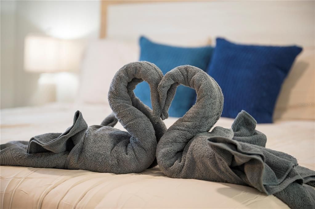 For Rent: $2,300 (3 beds, 2 baths, 1130 Square Feet)