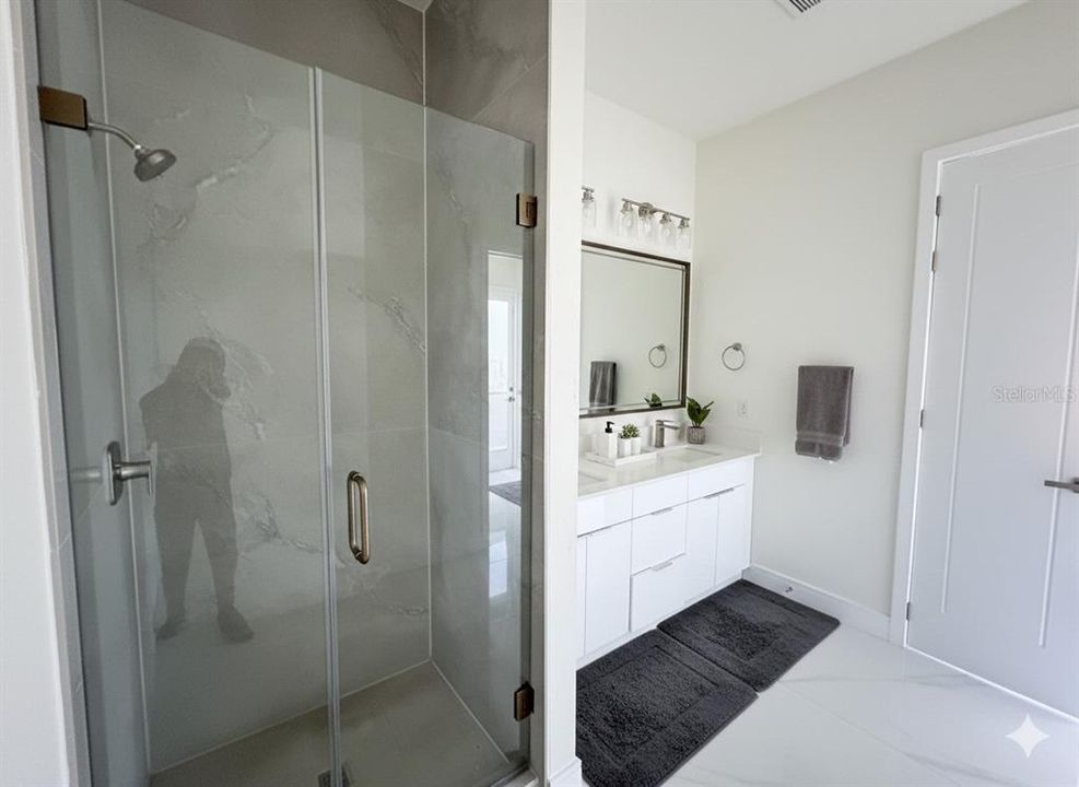 待售: $435,000 (4 贝兹, 3 浴室, 2153 平方英尺)