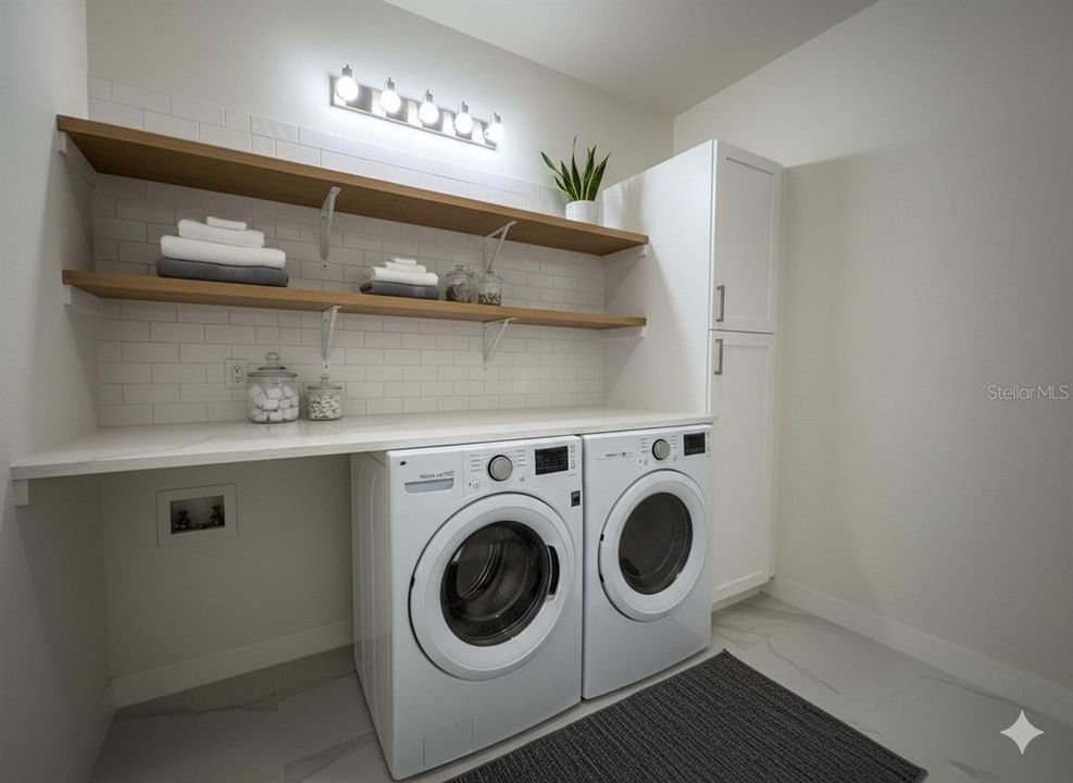 待售: $435,000 (4 贝兹, 3 浴室, 2153 平方英尺)