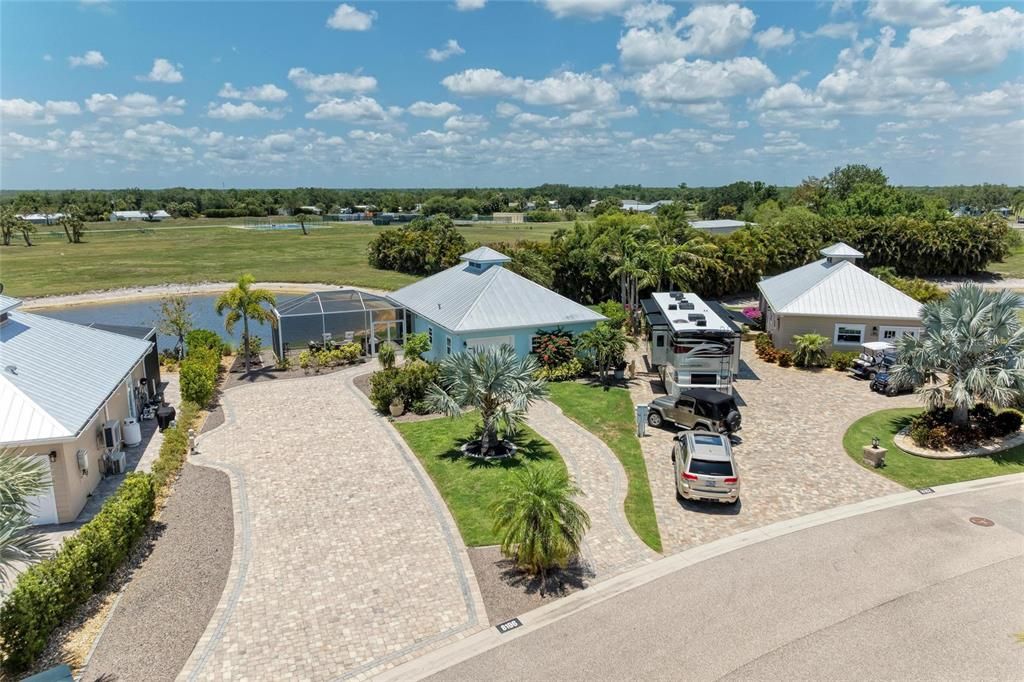 待售: $480,000 (1 贝兹, 1 浴室, 450 平方英尺)