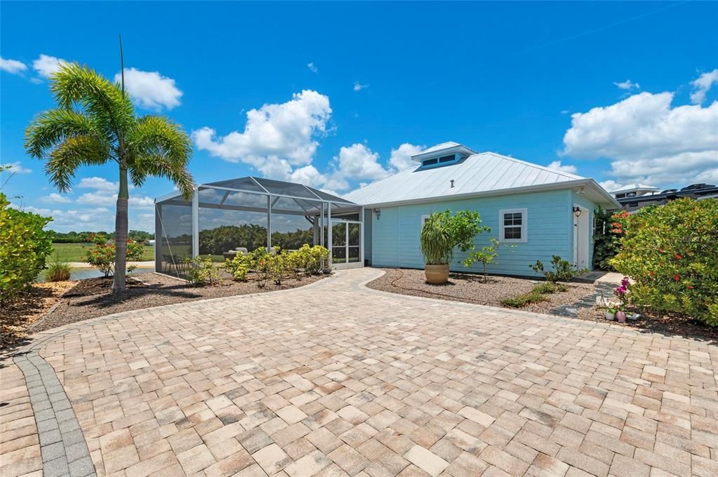 待售: $480,000 (1 贝兹, 1 浴室, 450 平方英尺)