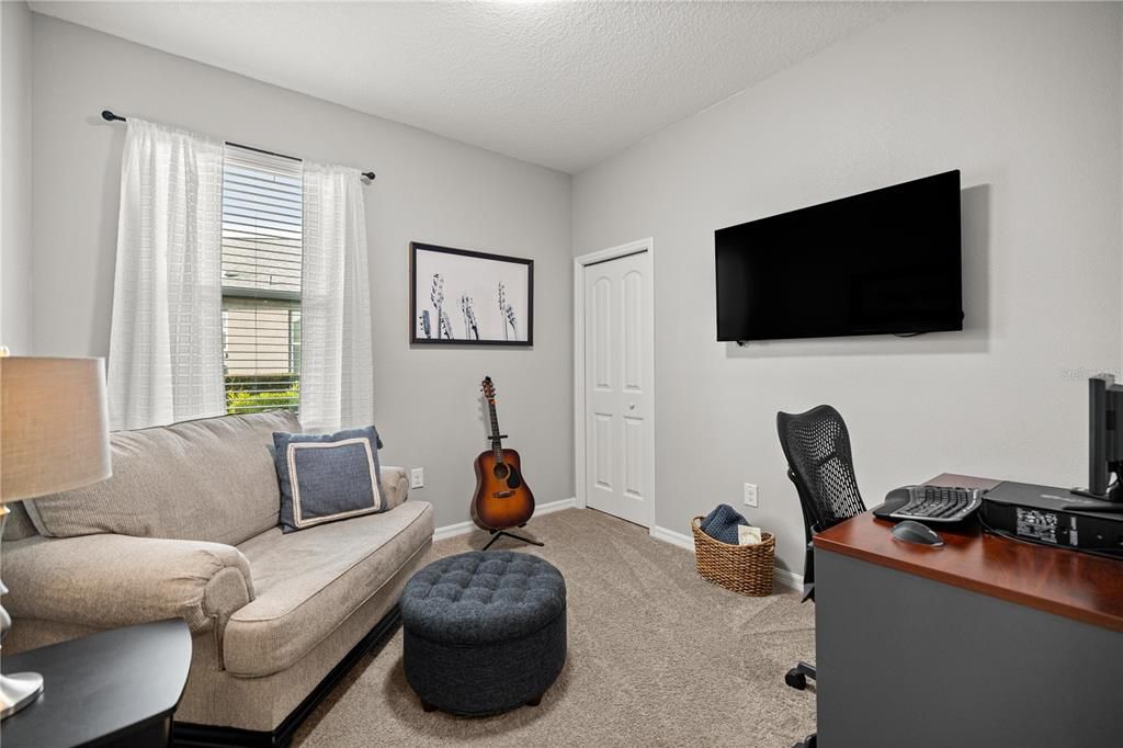 待售: $274,900 (2 贝兹, 2 浴室, 1465 平方英尺)