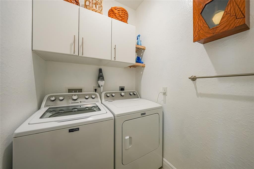 For Sale: $750,000 (3 beds, 2 baths, 1724 Square Feet)