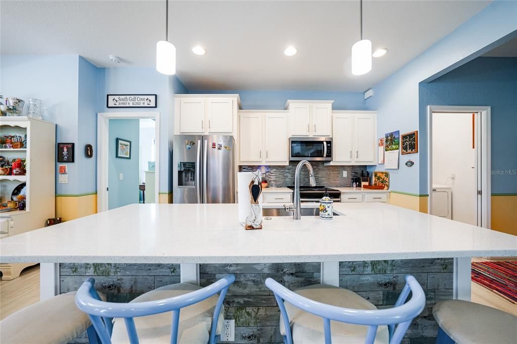 For Sale: $750,000 (3 beds, 2 baths, 1724 Square Feet)