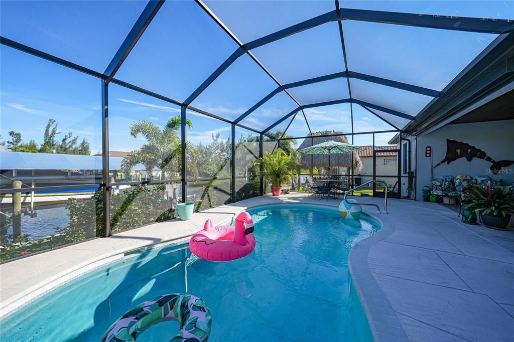 For Sale: $750,000 (3 beds, 2 baths, 1724 Square Feet)