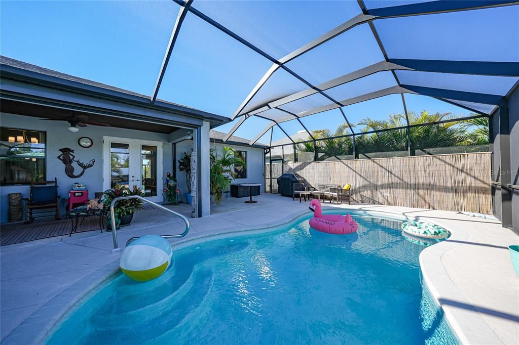 For Sale: $750,000 (3 beds, 2 baths, 1724 Square Feet)