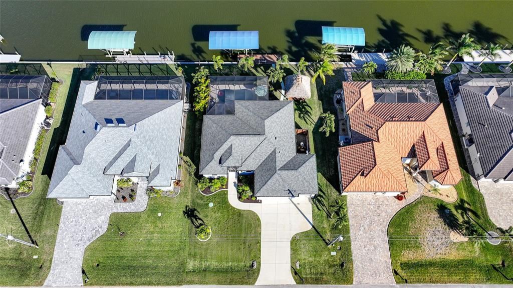 For Sale: $750,000 (3 beds, 2 baths, 1724 Square Feet)