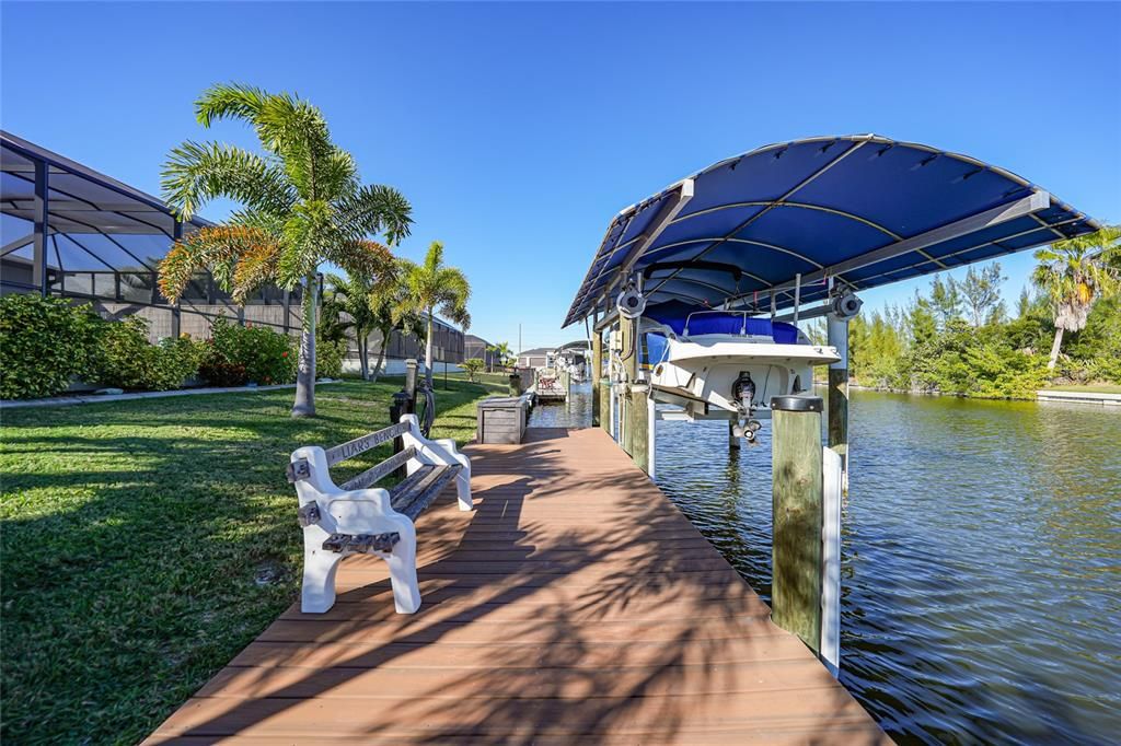 For Sale: $750,000 (3 beds, 2 baths, 1724 Square Feet)