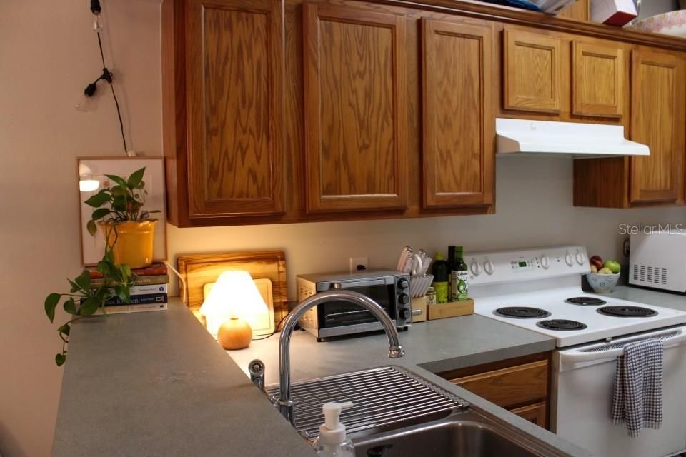 For Rent: $1,800 (2 beds, 2 baths, 1000 Square Feet)