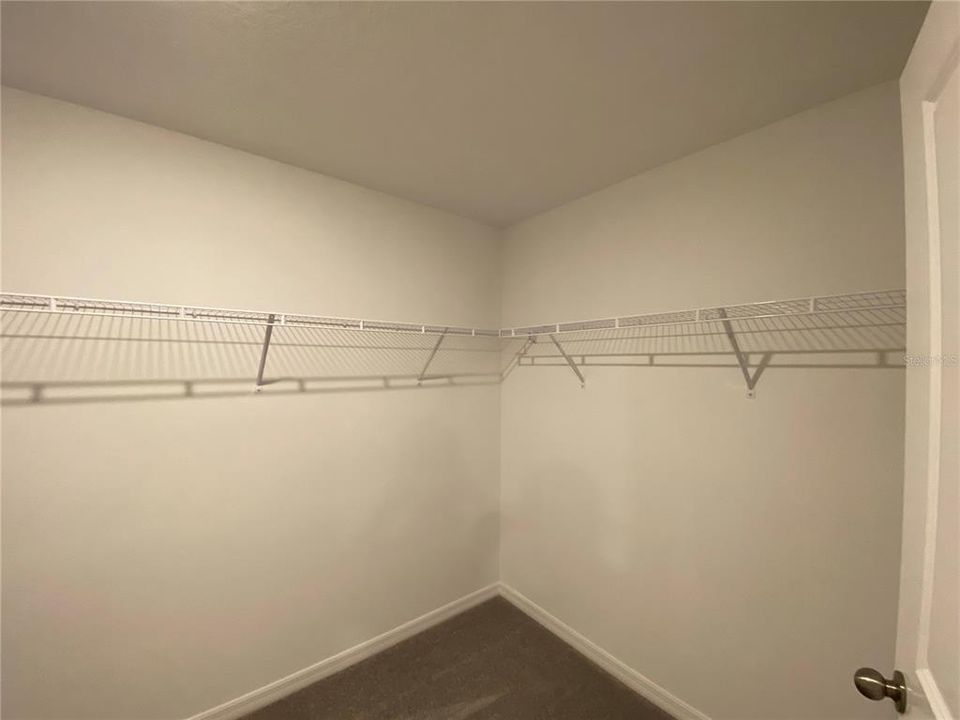 En Renta: $1,795 (4 camas, 2 baños, 1930 Pies cuadrados)