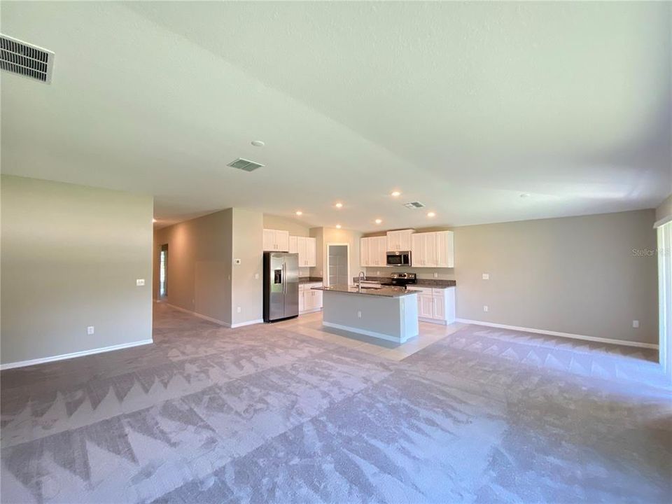 En Renta: $1,795 (4 camas, 2 baños, 1930 Pies cuadrados)