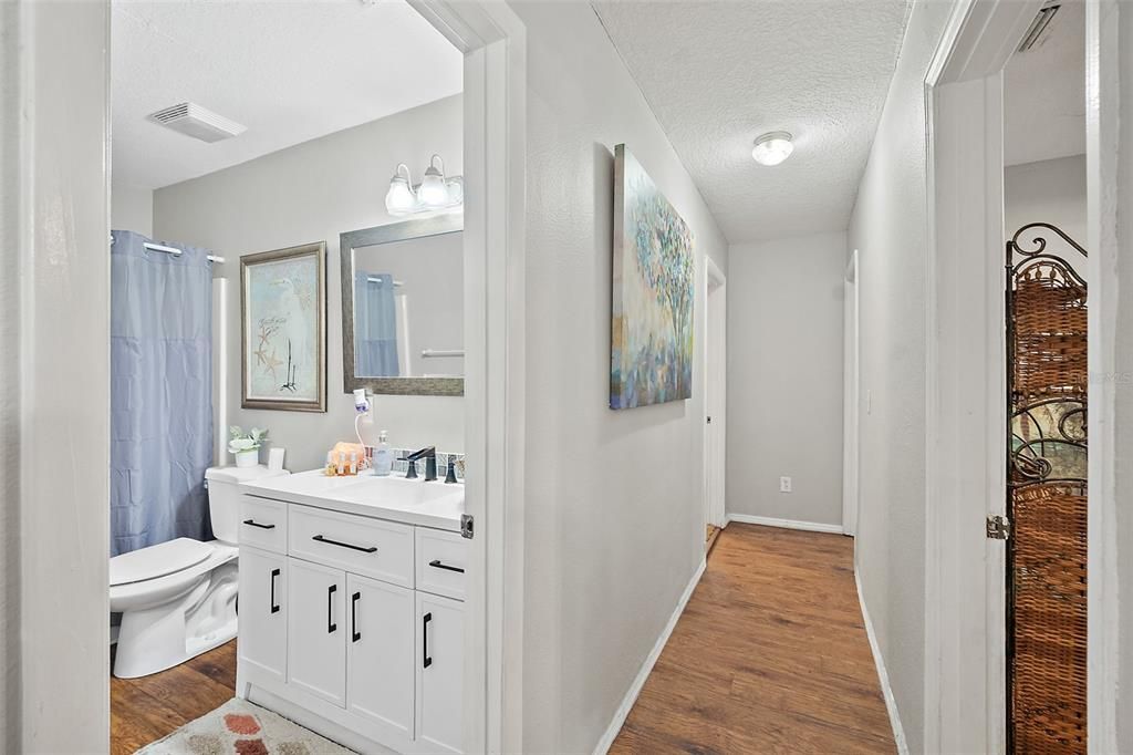 待售: $297,000 (3 贝兹, 2 浴室, 1200 平方英尺)