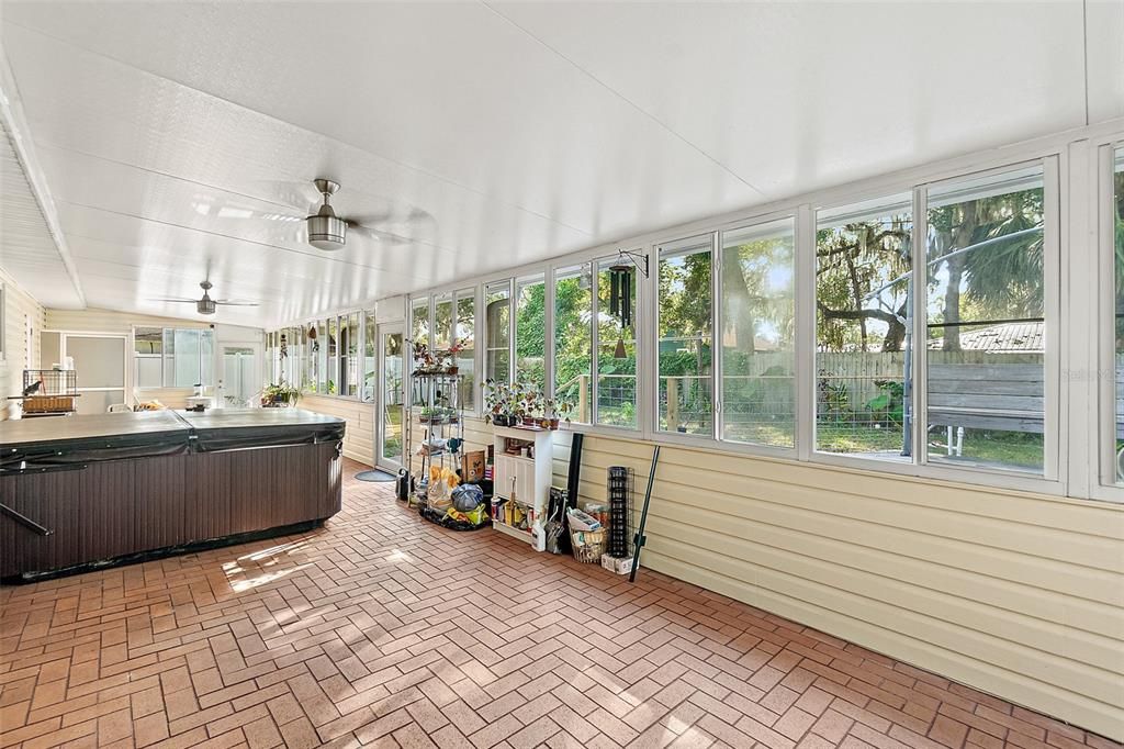 待售: $297,000 (3 贝兹, 2 浴室, 1200 平方英尺)