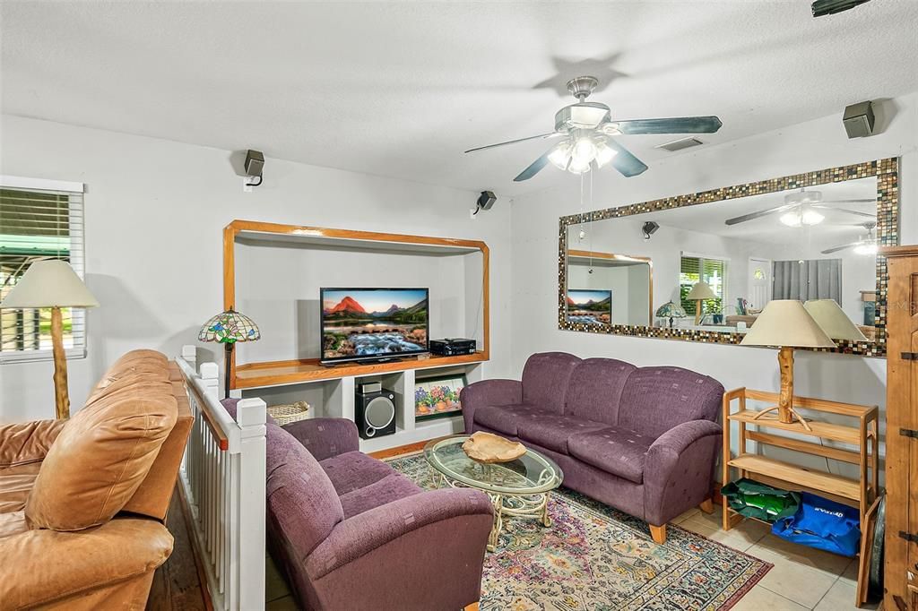 待售: $297,000 (3 贝兹, 2 浴室, 1200 平方英尺)