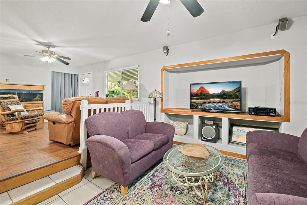 待售: $297,000 (3 贝兹, 2 浴室, 1200 平方英尺)