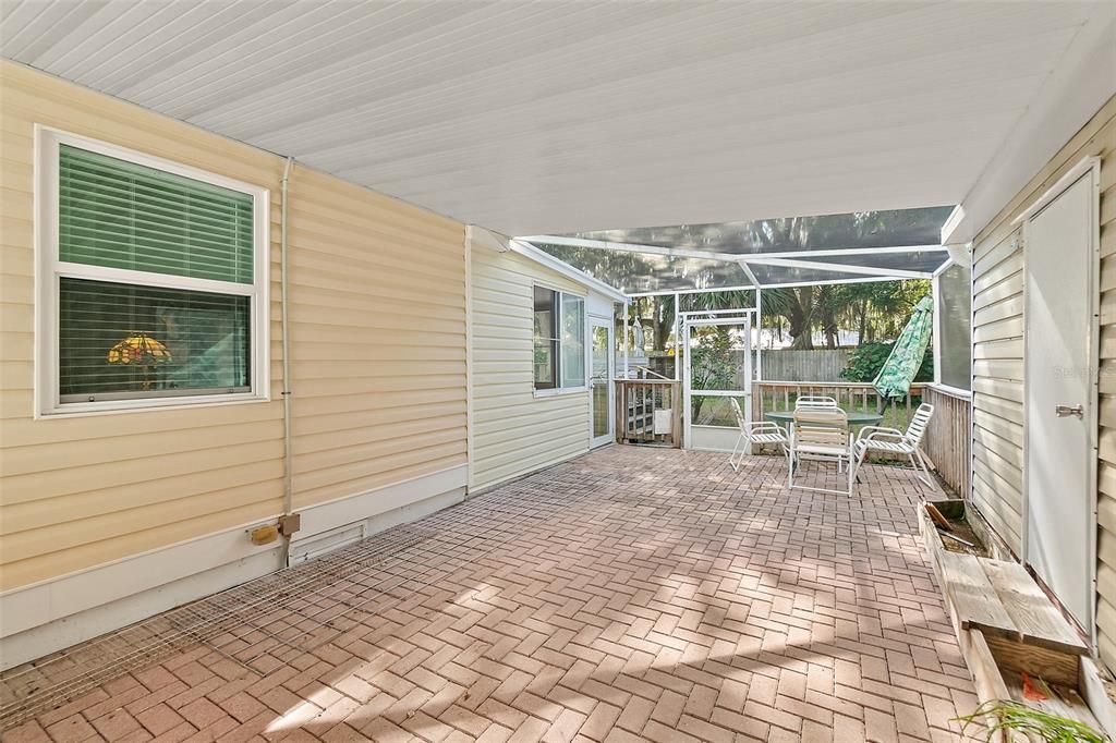 待售: $297,000 (3 贝兹, 2 浴室, 1200 平方英尺)