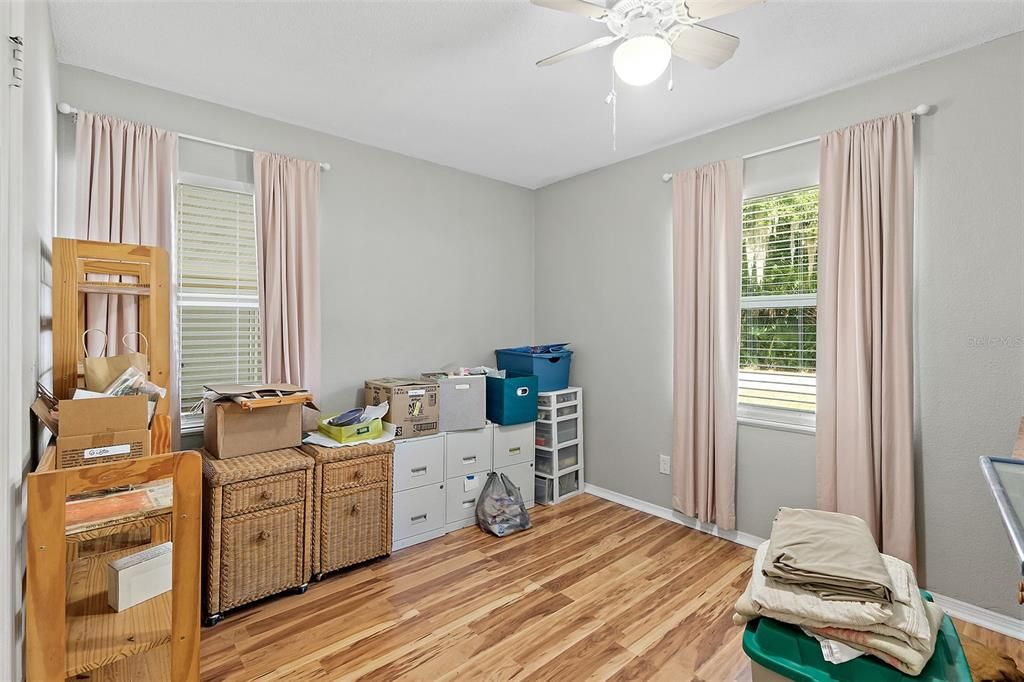 待售: $297,000 (3 贝兹, 2 浴室, 1200 平方英尺)