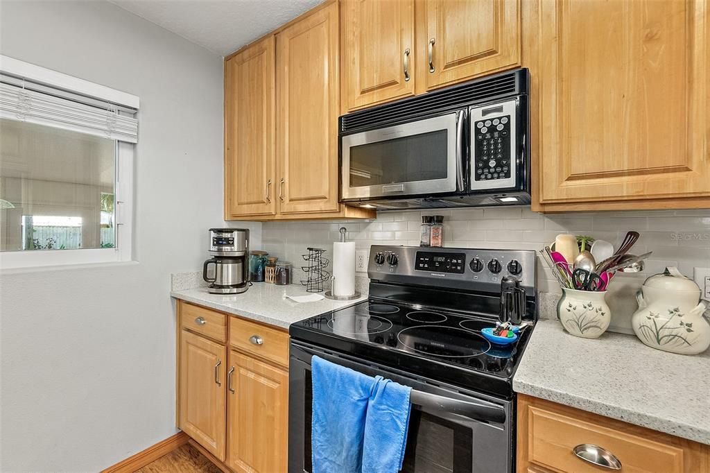 待售: $297,000 (3 贝兹, 2 浴室, 1200 平方英尺)