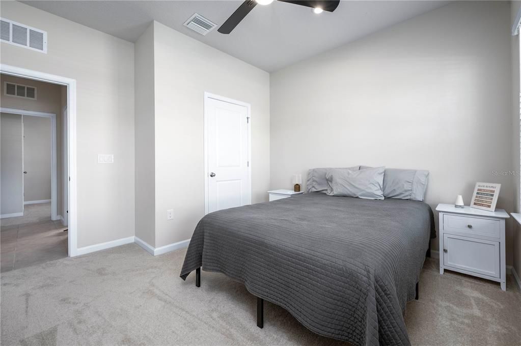 For Sale: $425,000 (4 beds, 2 baths, 2017 Square Feet)