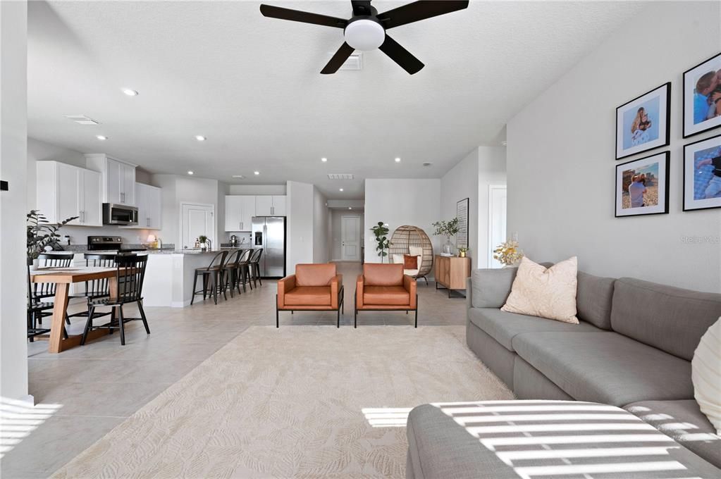 For Sale: $425,000 (4 beds, 2 baths, 2017 Square Feet)