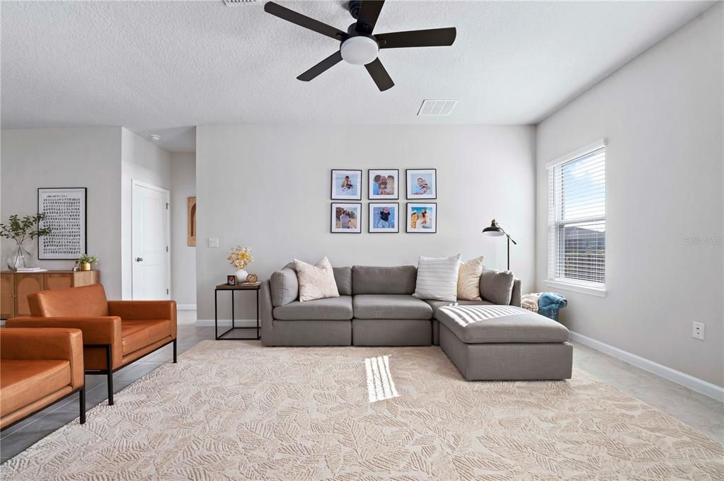 For Sale: $425,000 (4 beds, 2 baths, 2017 Square Feet)