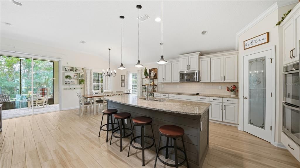 待售: $399,990 (3 贝兹, 3 浴室, 2057 平方英尺)