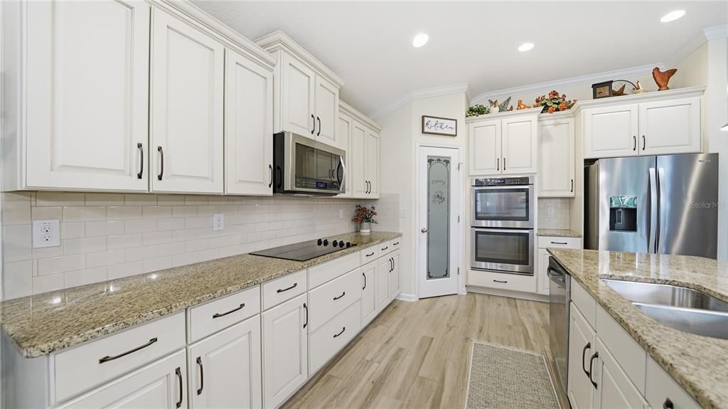 待售: $399,990 (3 贝兹, 3 浴室, 2057 平方英尺)