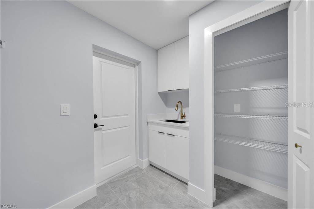 For Sale: $374,900 (3 beds, 2 baths, 1629 Square Feet)