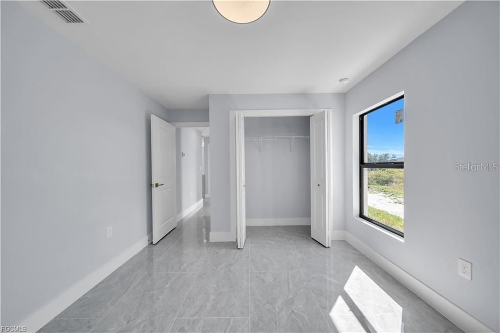 For Sale: $374,900 (3 beds, 2 baths, 1629 Square Feet)