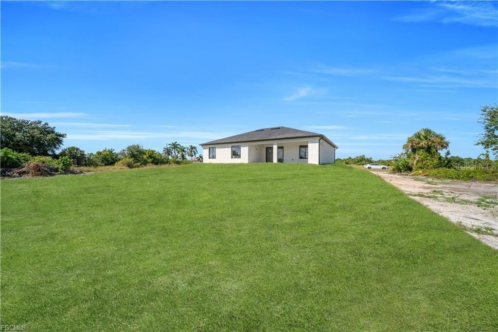 For Sale: $374,900 (3 beds, 2 baths, 1629 Square Feet)