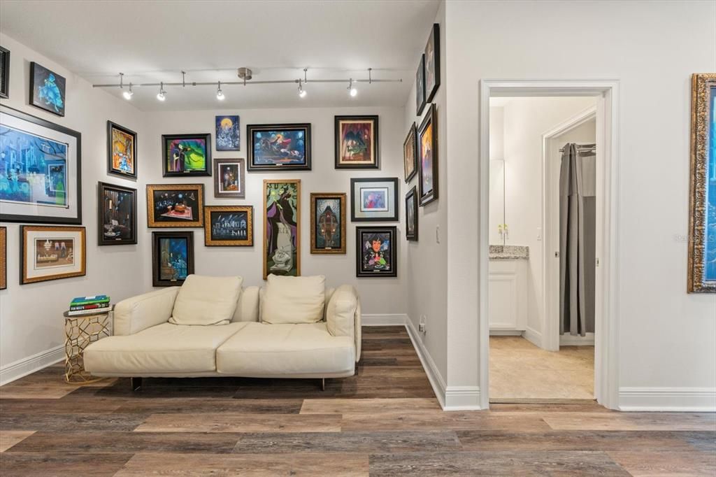 For Sale: $389,900 (3 beds, 2 baths, 2366 Square Feet)