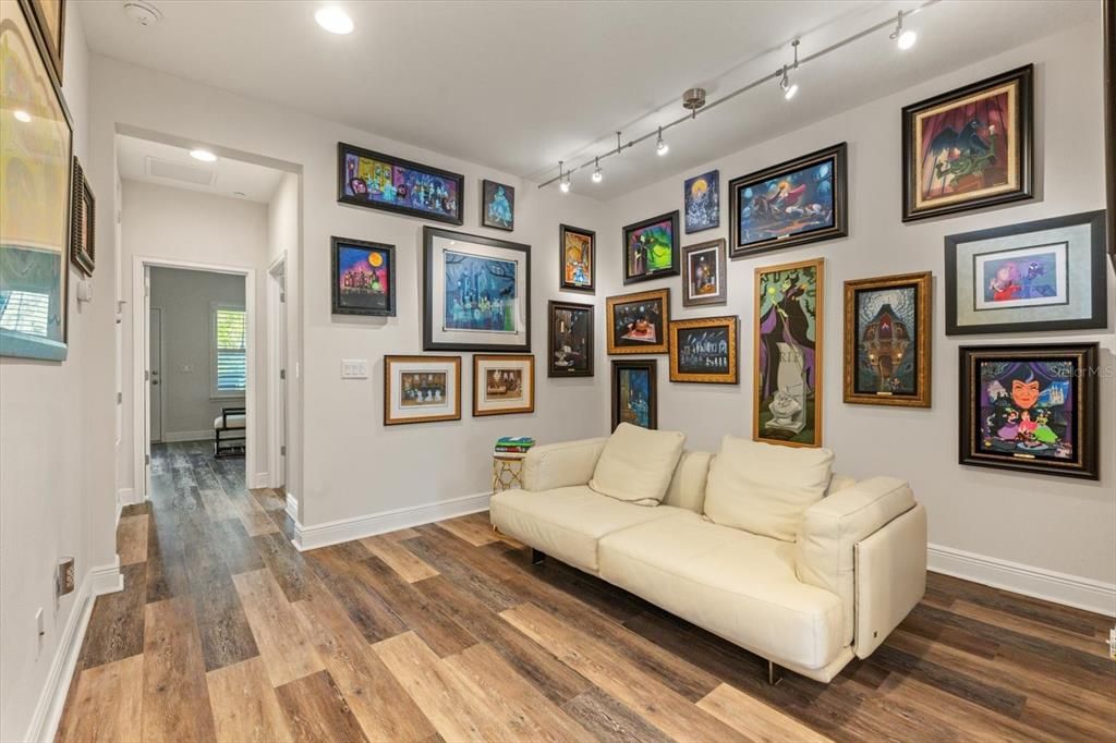 For Sale: $389,900 (3 beds, 2 baths, 2366 Square Feet)