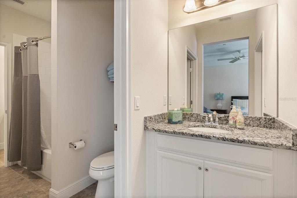 For Sale: $389,900 (3 beds, 2 baths, 2366 Square Feet)