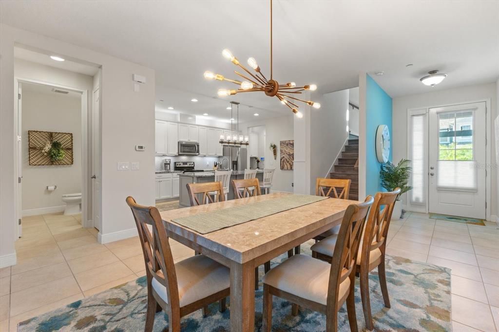 For Sale: $389,900 (3 beds, 2 baths, 2366 Square Feet)