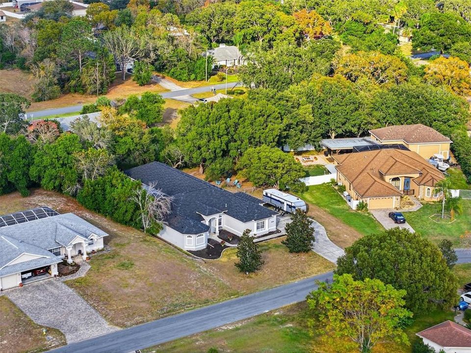 Activo con contrato: $625,000 (5 camas, 3 baños, 3624 Pies cuadrados)