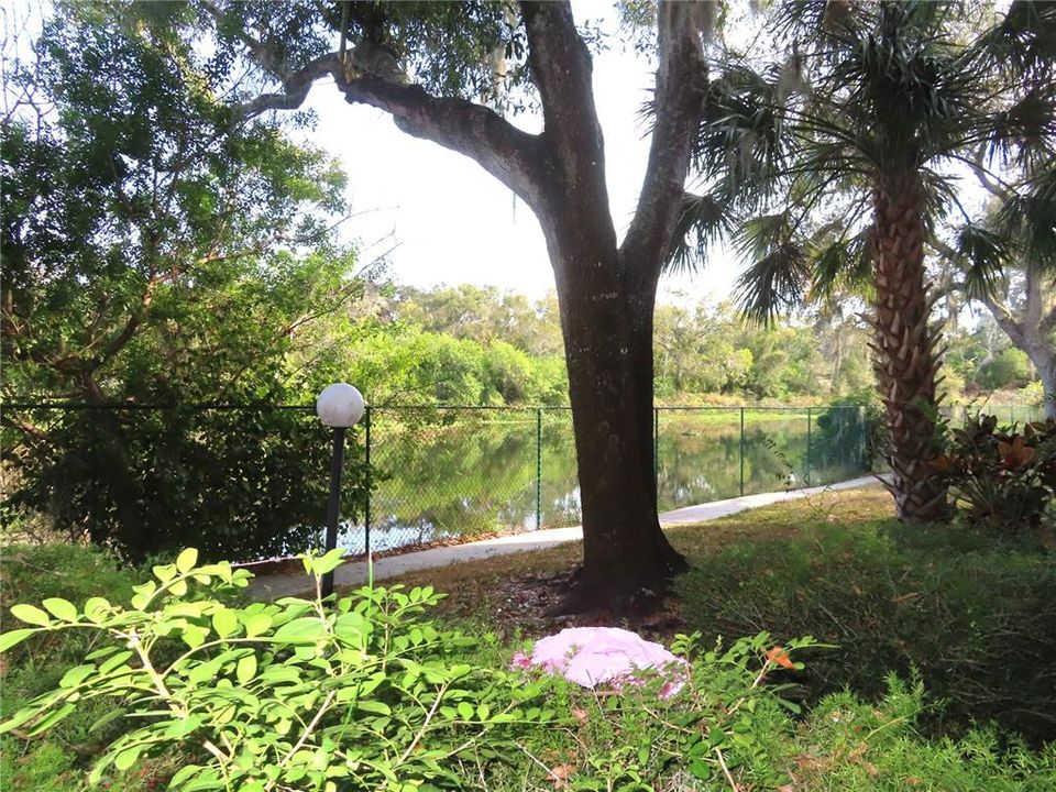 For Sale: $97,000 (1 beds, 1 baths, 700 Square Feet)