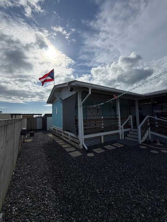 待售: $275,000 (2 贝兹, 2 浴室, 600 平方英尺)