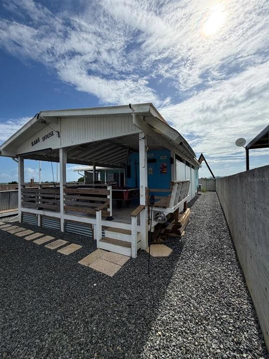 待售: $275,000 (2 贝兹, 2 浴室, 600 平方英尺)