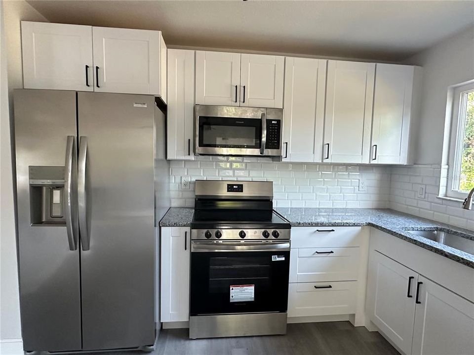 待售: $239,900 (3 贝兹, 2 浴室, 1320 平方英尺)