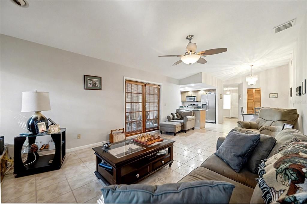 For Sale: $525,000 (3 beds, 2 baths, 1757 Square Feet)