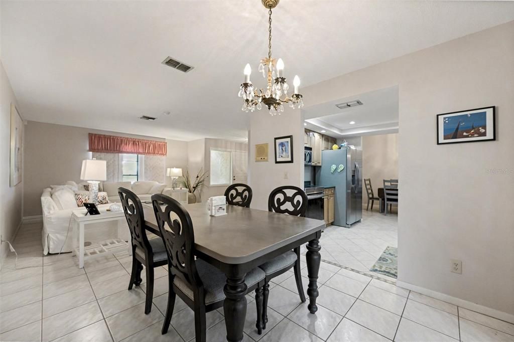 For Sale: $525,000 (3 beds, 2 baths, 1757 Square Feet)