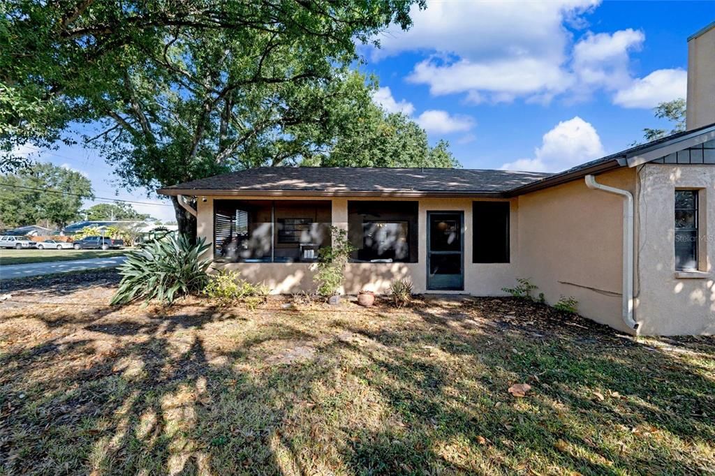 For Sale: $525,000 (3 beds, 2 baths, 1757 Square Feet)