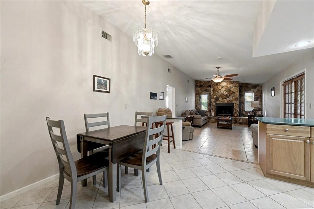 For Sale: $525,000 (3 beds, 2 baths, 1757 Square Feet)